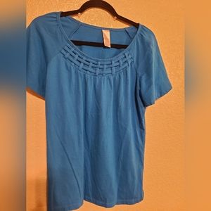 Women's shirt